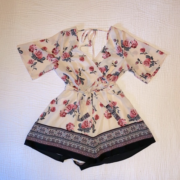 Floral print romper - Picture 1 of 3